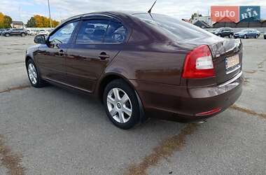Лифтбек Skoda Octavia 2009 в 