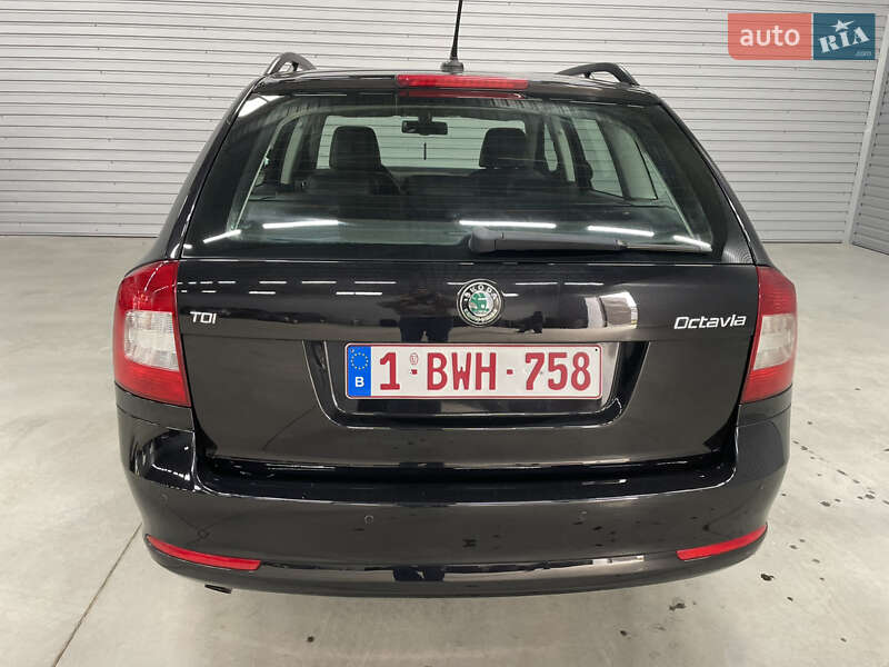 Универсал Skoda Octavia 2011 в Стрые