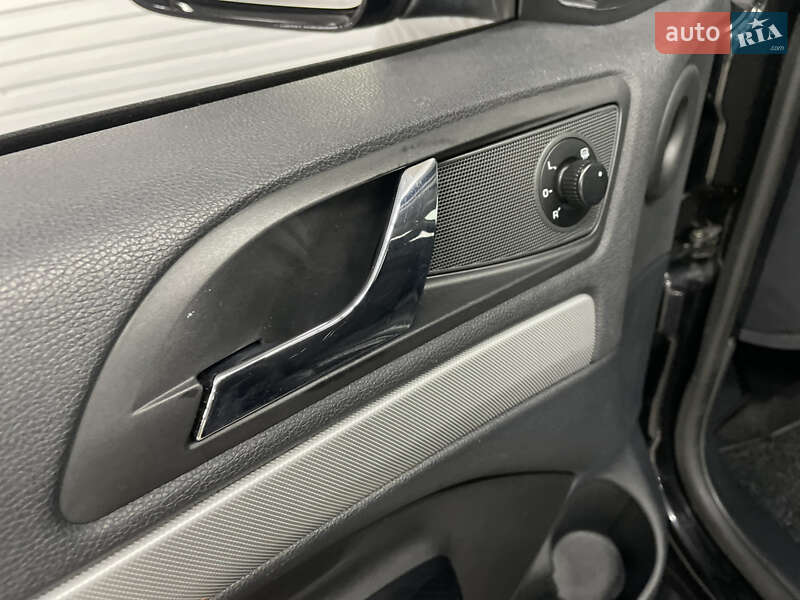 Универсал Skoda Octavia 2011 в Стрые