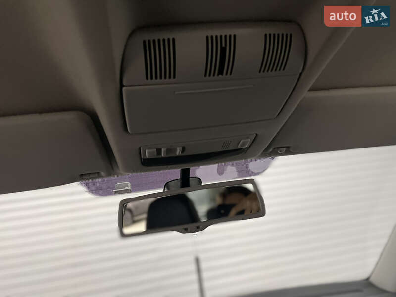 Универсал Skoda Octavia 2011 в Стрые