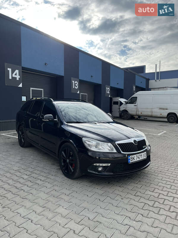 Универсал Skoda Octavia 2011 в Ровно