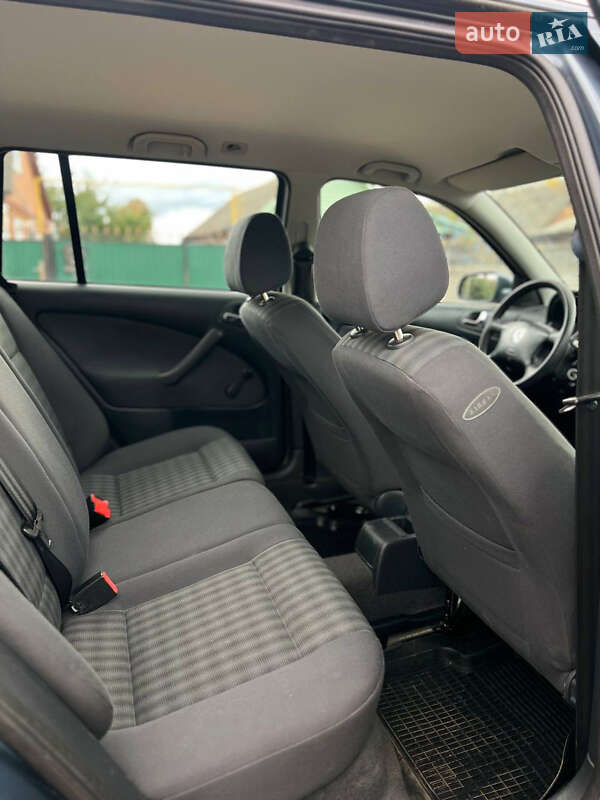 Универсал Skoda Octavia 2004 в Виннице