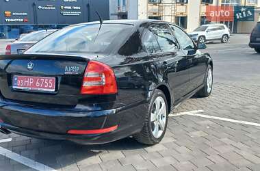 Лифтбек Skoda Octavia 2009 в 