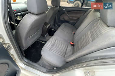 Лифтбек Skoda Octavia 2004 в 