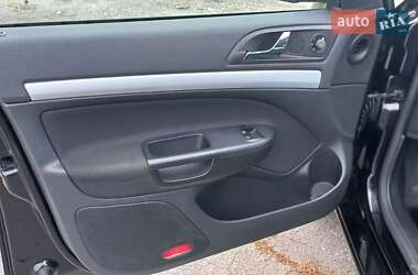 Лифтбек Skoda Octavia 2009 в 