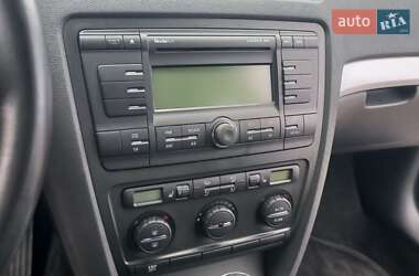 Лифтбек Skoda Octavia 2009 в 