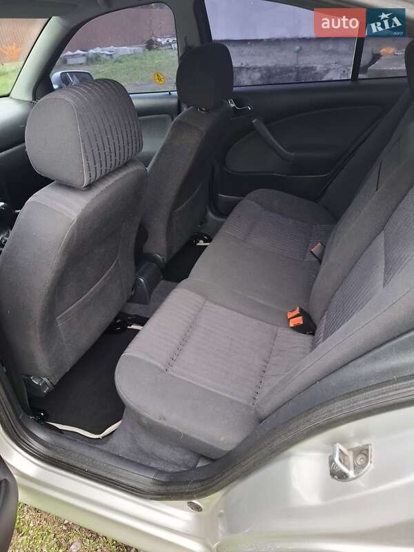Ліфтбек Skoda Octavia 2002 в Вінниці фото 11 Ліфтбек Skoda Octavia 2002 в Вінниці