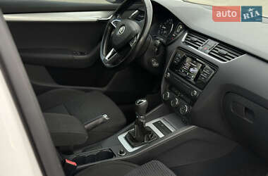 Универсал Skoda Octavia 2015 в 