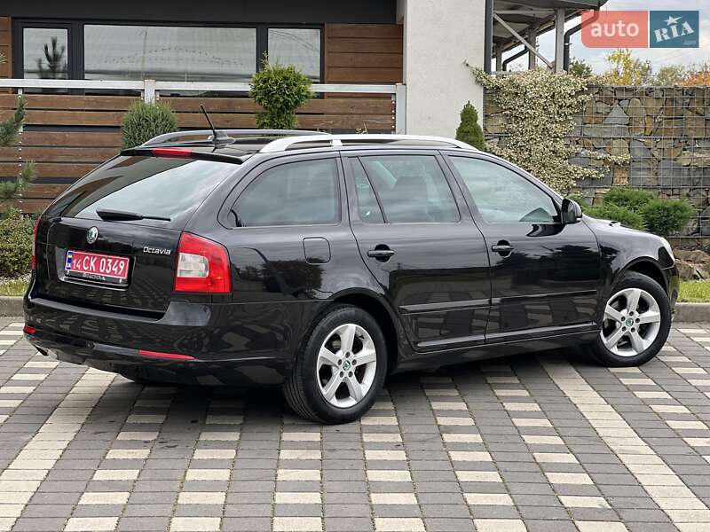 Универсал Skoda Octavia 2012 в Стрые
