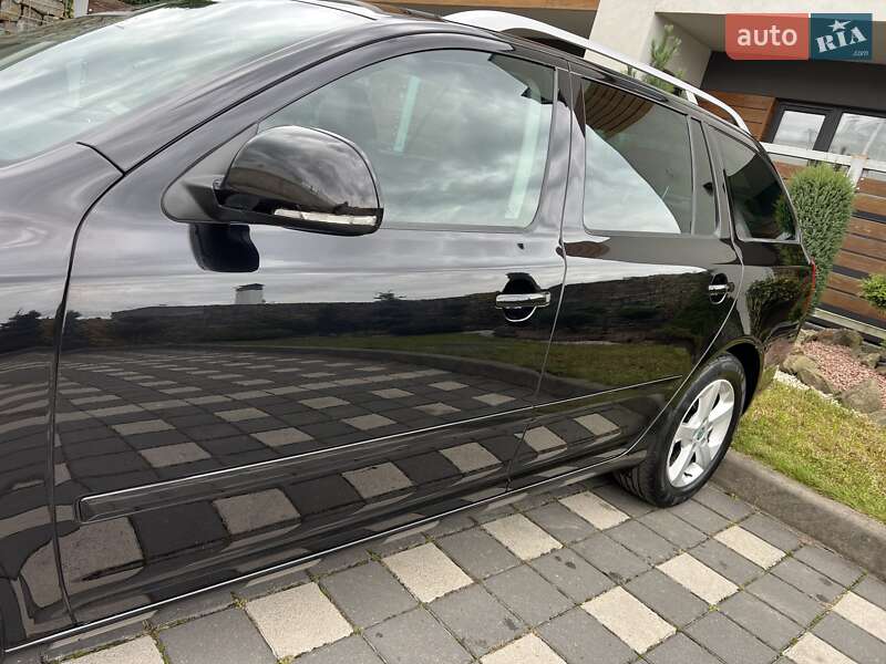 Универсал Skoda Octavia 2012 в Стрые