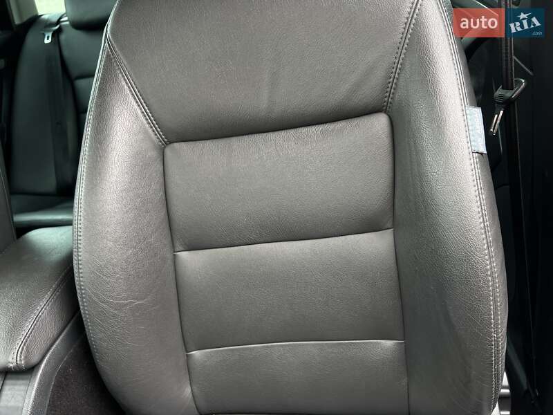 Универсал Skoda Octavia 2012 в Стрые