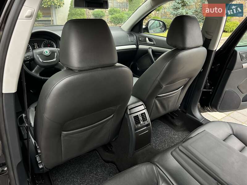 Универсал Skoda Octavia 2012 в Стрые