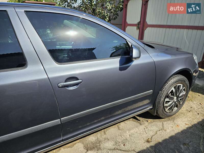 Лифтбек Skoda Octavia 2008 в Броварах