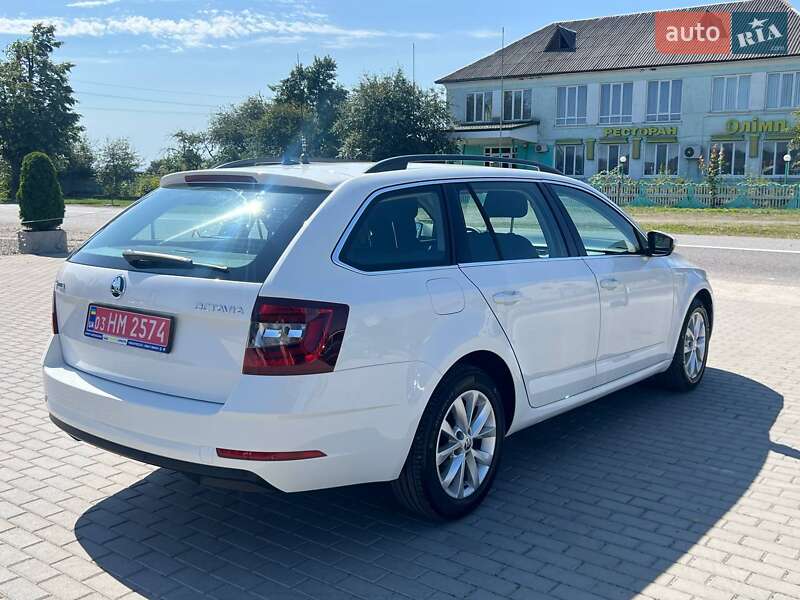 Універсал Skoda Octavia 2020 в Радехові