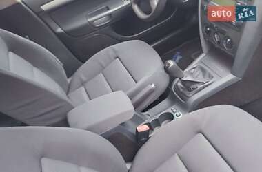Универсал Skoda Octavia 2005 в  фото 8 Универсал Skoda Octavia 2005 в