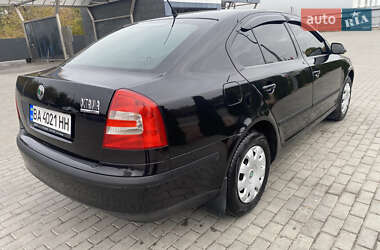 Лифтбек Skoda Octavia 2006 в 