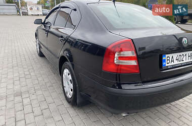 Лифтбек Skoda Octavia 2006 в 