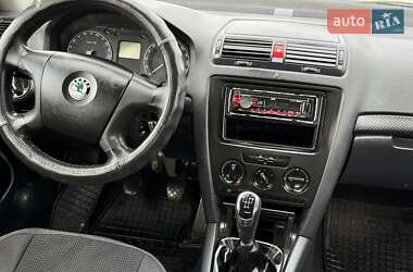 Лифтбек Skoda Octavia 2006 в 