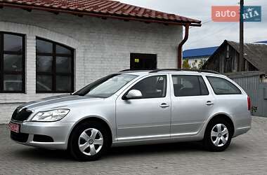 Универсал Skoda Octavia 2009 в 