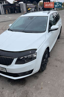 Универсал Skoda Octavia 2016 в Староконстантинове