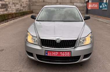 Лифтбек Skoda Octavia 2010 в 