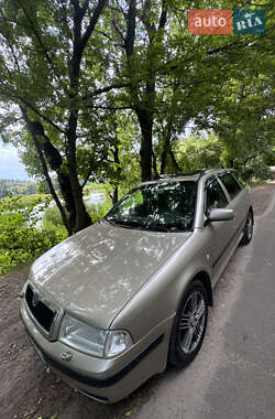 Универсал Skoda Octavia 2004 в 