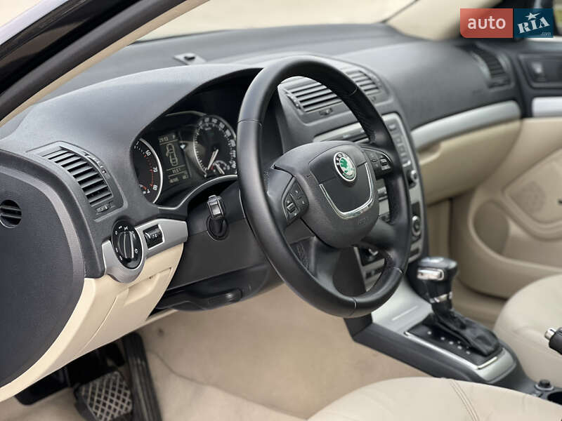 Универсал Skoda Octavia 2009 в Стрые