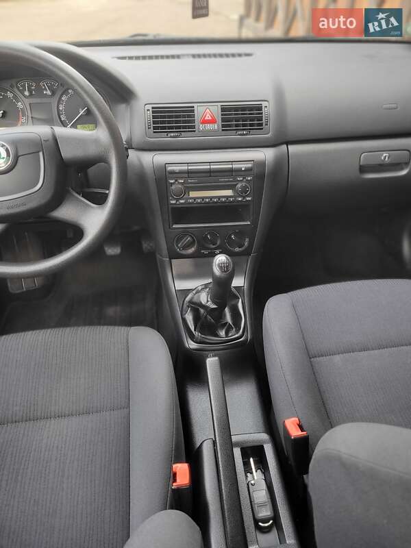 Ліфтбек Skoda Octavia 2009 в Тисмениці фото 24 Ліфтбек Skoda Octavia 2009 в Тисмениці