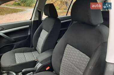 Универсал Skoda Octavia 2010 в 