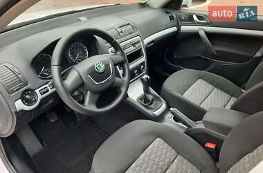 Универсал Skoda Octavia 2010 в 