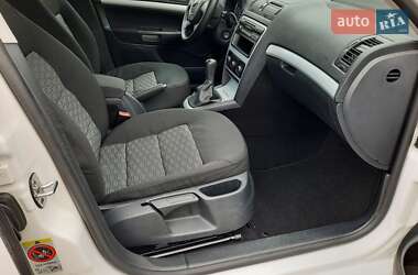 Универсал Skoda Octavia 2010 в 