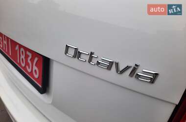 Универсал Skoda Octavia 2010 в 