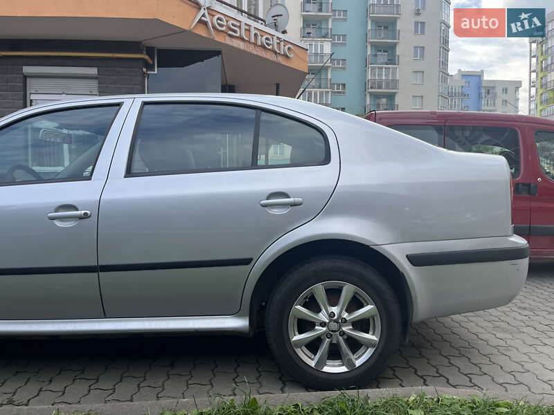 Ліфтбек Skoda Octavia 2008 в Львові