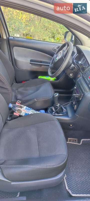 Лифтбек Skoda Octavia 2010 в Киеве
