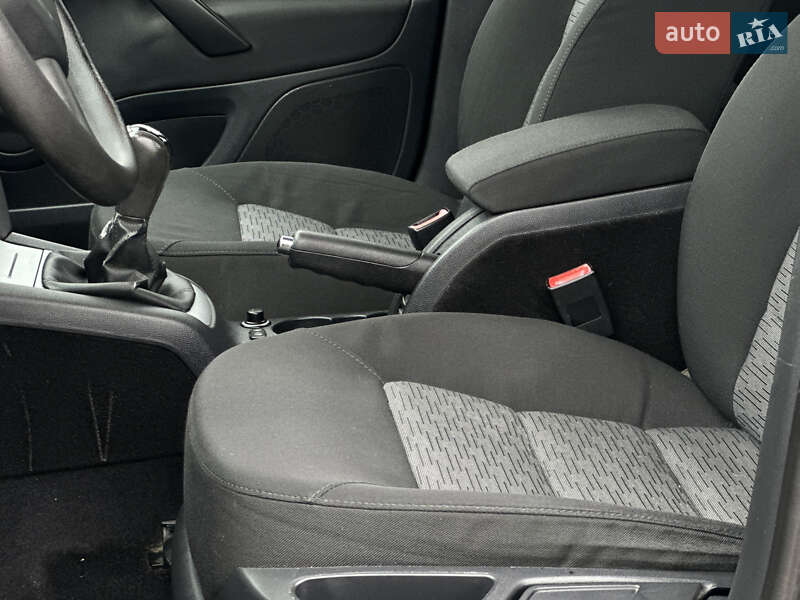 Универсал Skoda Octavia 2010 в Львове фото 5 Универсал Skoda Octavia 2010 в Львове