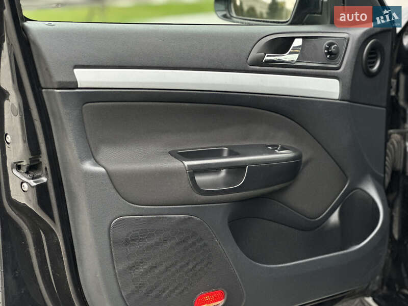 Универсал Skoda Octavia 2010 в Львове фото 30 Универсал Skoda Octavia 2010 в Львове