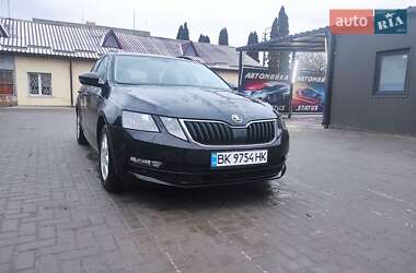 Универсал Skoda Octavia 2017 в Нетешине