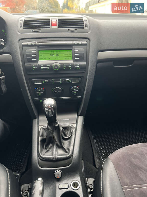 Универсал Skoda Octavia 2006 в Сумах