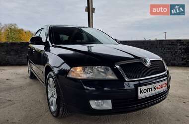Лифтбек Skoda Octavia 2012 в 