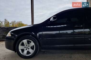 Лифтбек Skoda Octavia 2012 в 