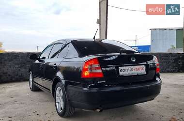 Лифтбек Skoda Octavia 2012 в 
