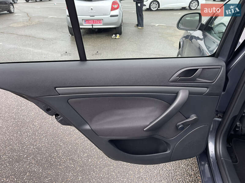 Лифтбек Skoda Octavia 2009 в Киеве