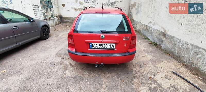 Універсал Skoda Octavia 2009 в Черкасах