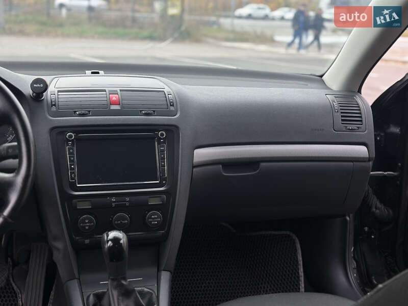 Лифтбек Skoda Octavia 2007 в Полтаве