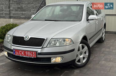 Лифтбек Skoda Octavia 2006 в 