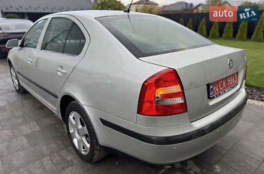 Лифтбек Skoda Octavia 2006 в 