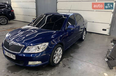 Лифтбек Skoda Octavia 2010 в 