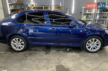 Лифтбек Skoda Octavia 2010 в 