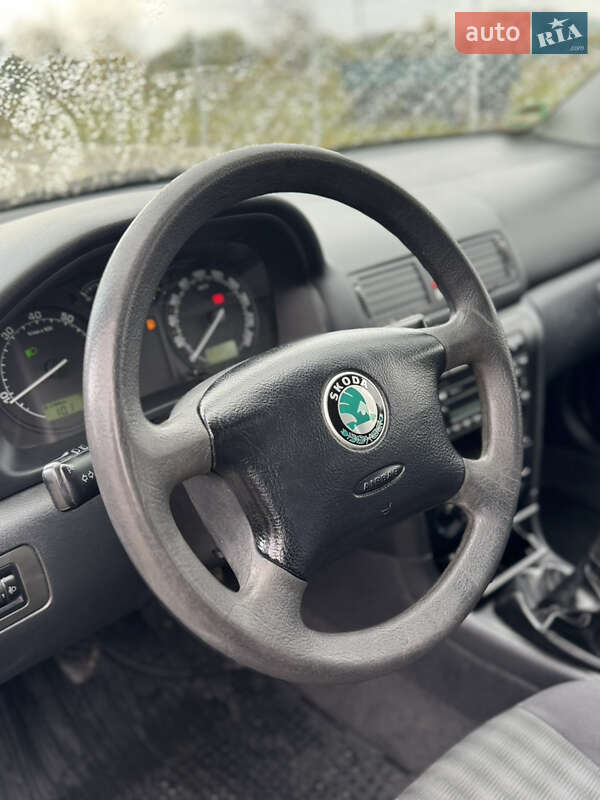 Універсал Skoda Octavia 2006 в Нововолинську