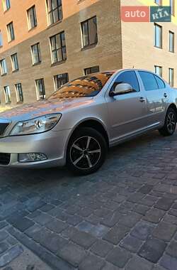 Лифтбек Skoda Octavia 2012 в Нетешине
